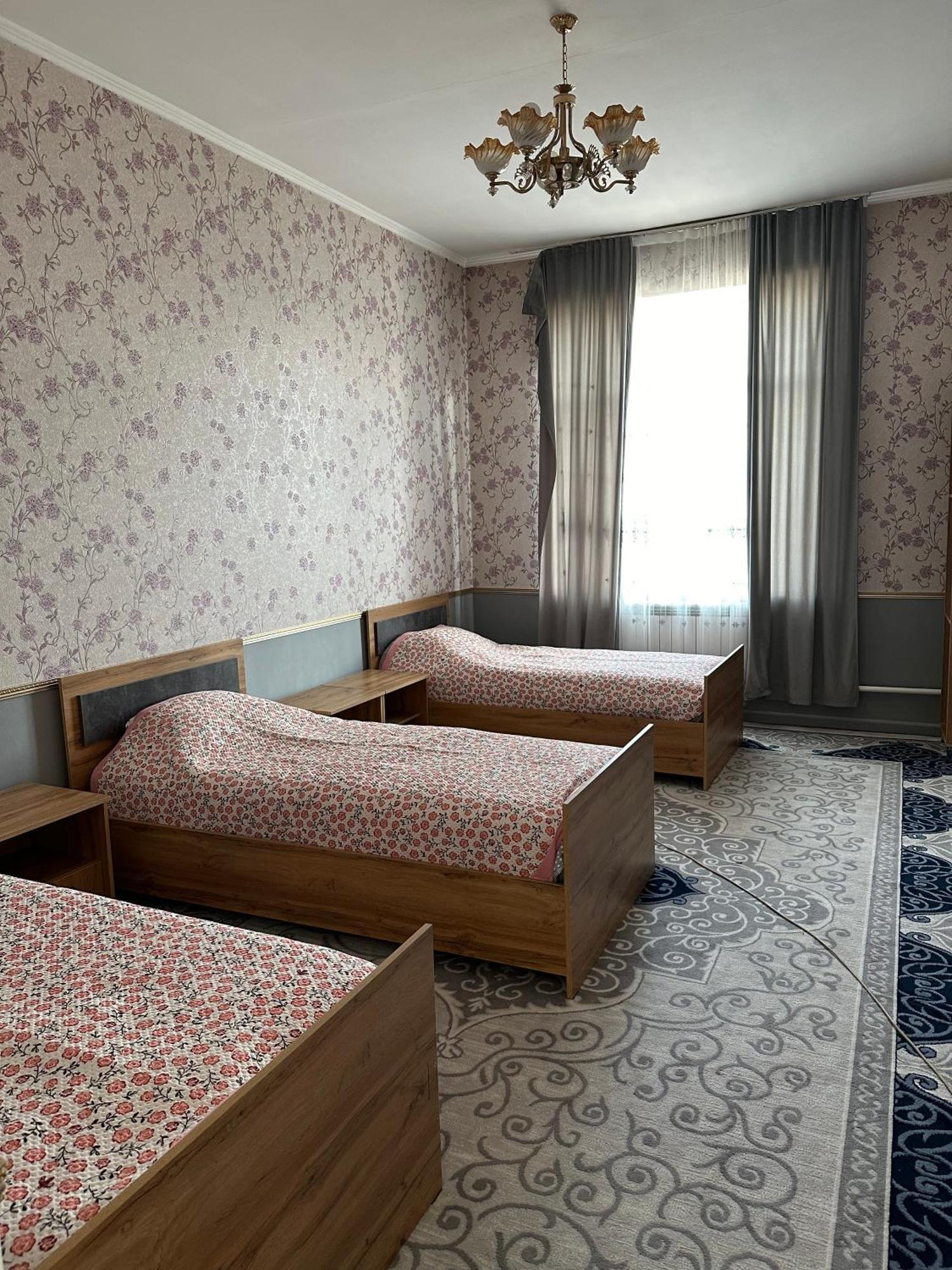 אוש Sunny Hostel מראה חיצוני תמונה
